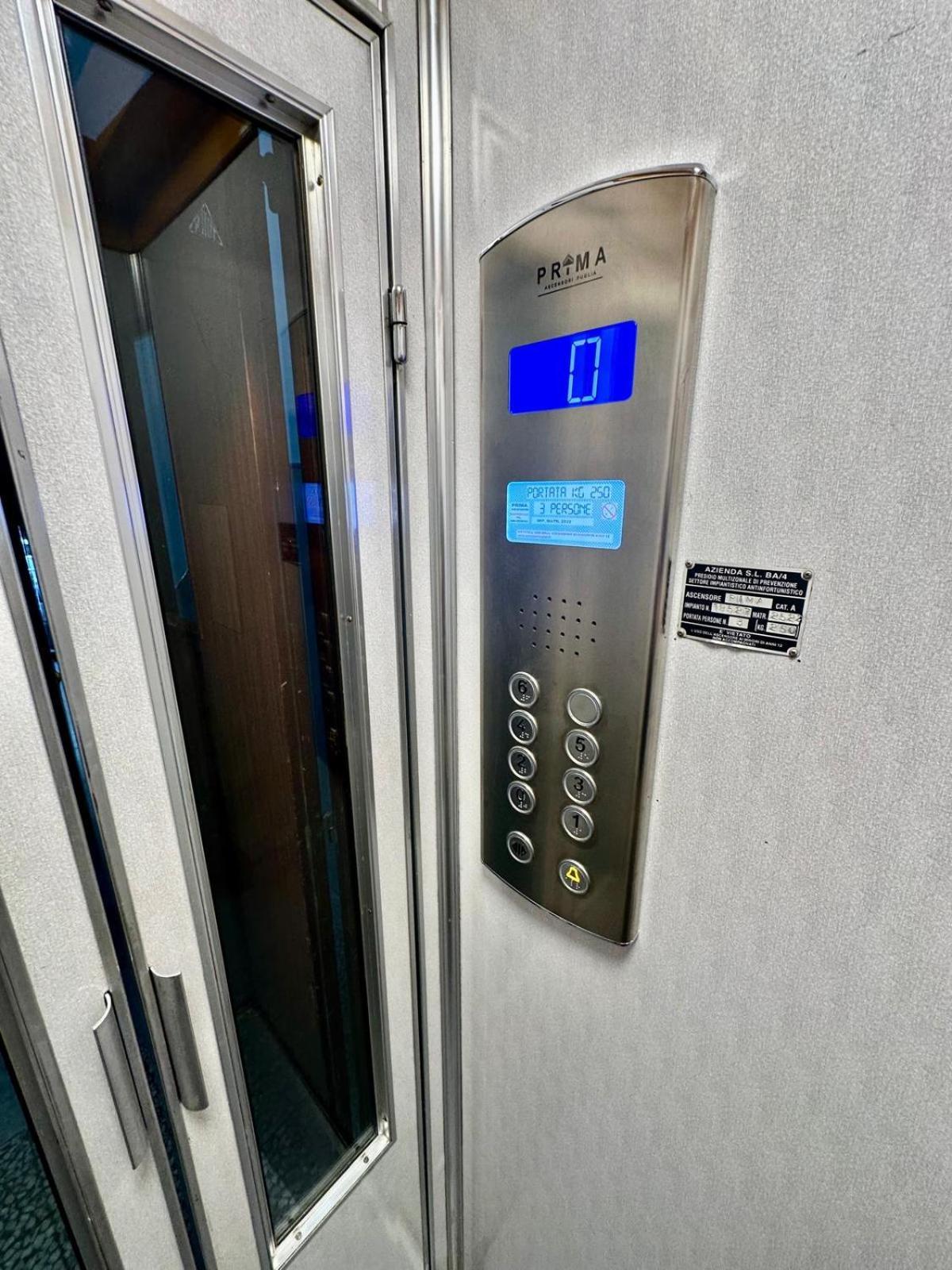 Suite Dante 262 巴里 外观 照片